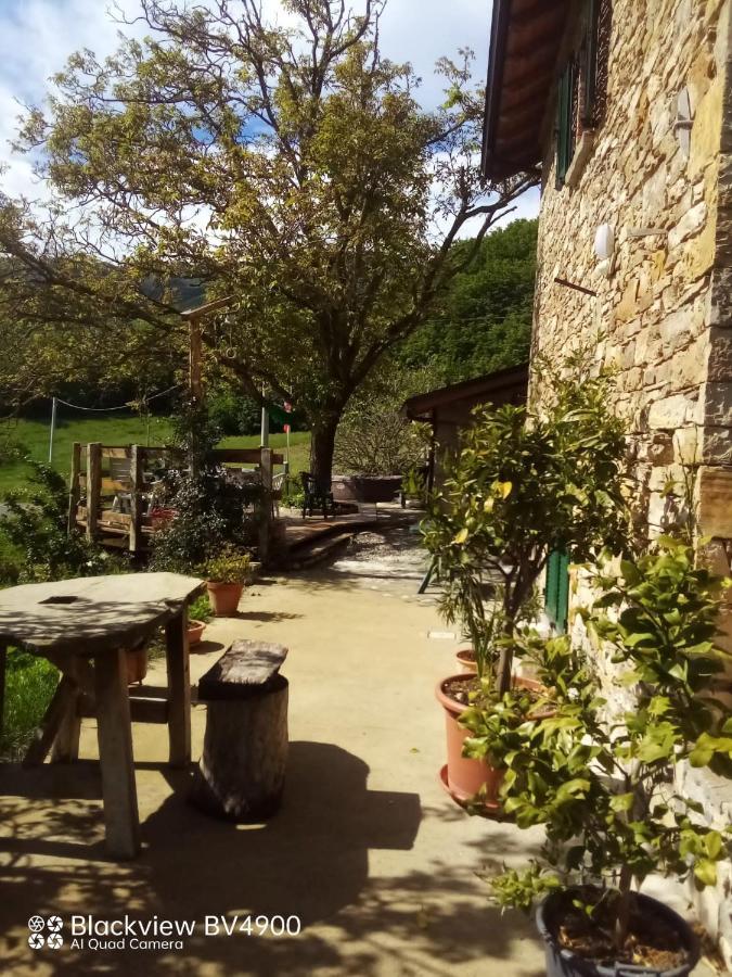Apartamento Segarati Relax La Maiolica Bardi Exterior foto